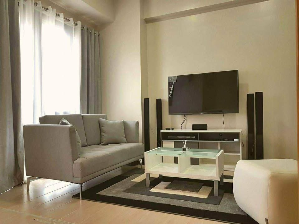 1 Bedroom in Greenbelt Hamilton Tower 1 Legaspi Village Makati City Condo for Rent Property ID: RT044 — photo 2