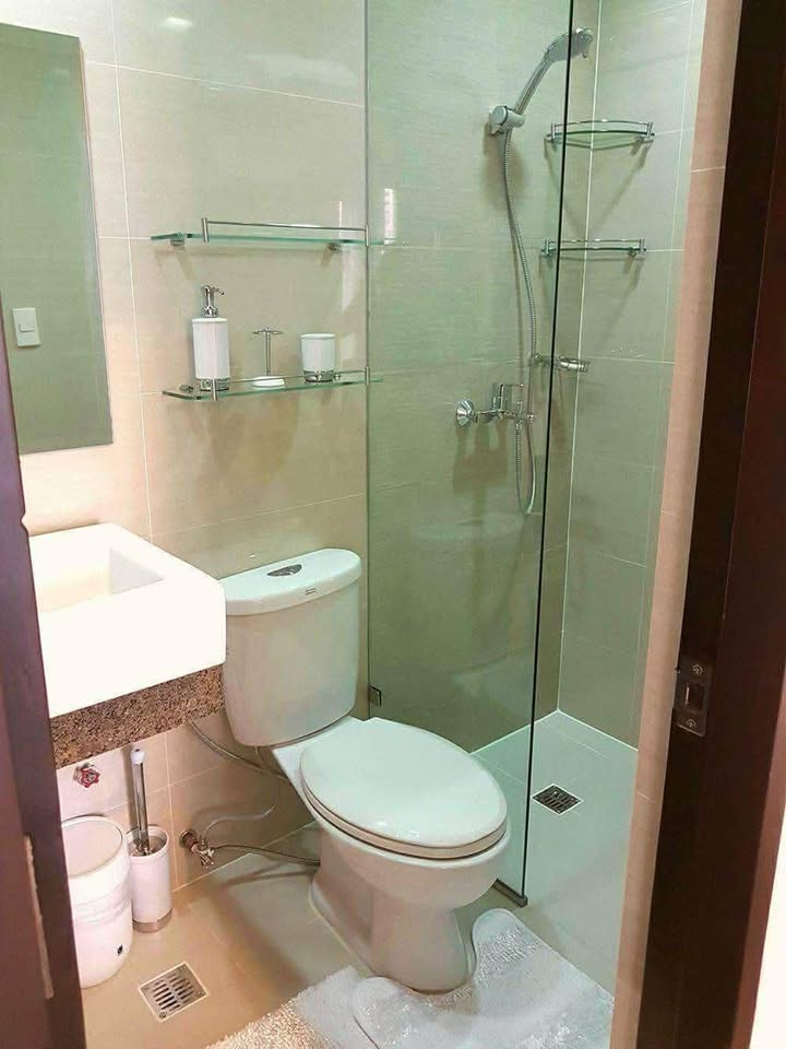 1 Bedroom in Greenbelt Hamilton Tower 1 Legaspi Village Makati City Condo for Rent Property ID: RT044 — photo 3