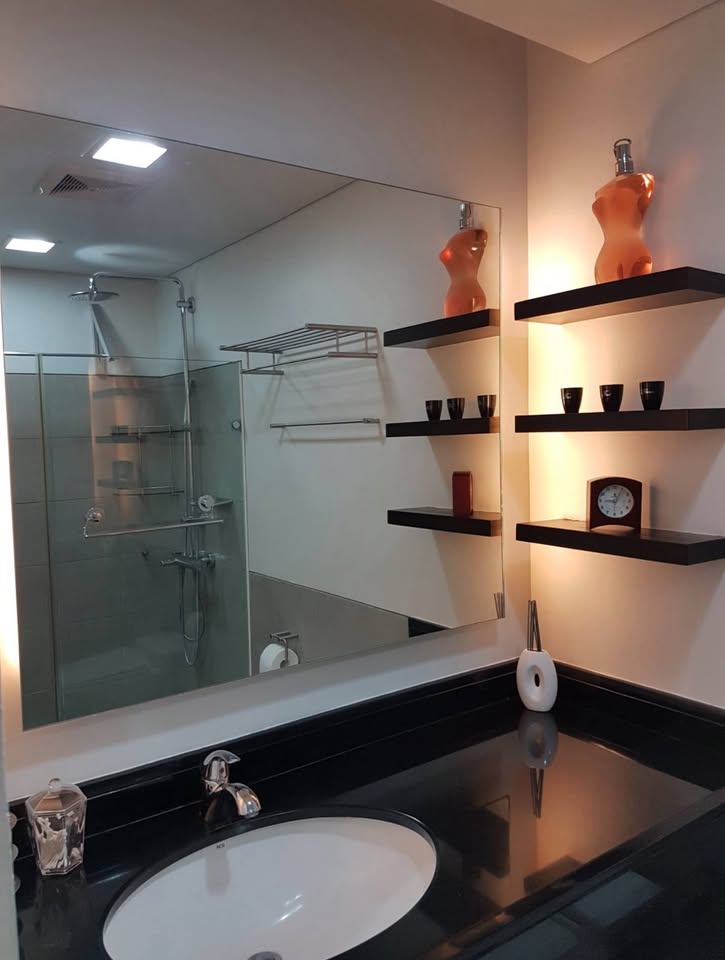 Special 1 Bedroom in The Residences at Greenbelt San Lorenzo Towe Makati City Condo for Rent Property ID:RT045 — photo 2