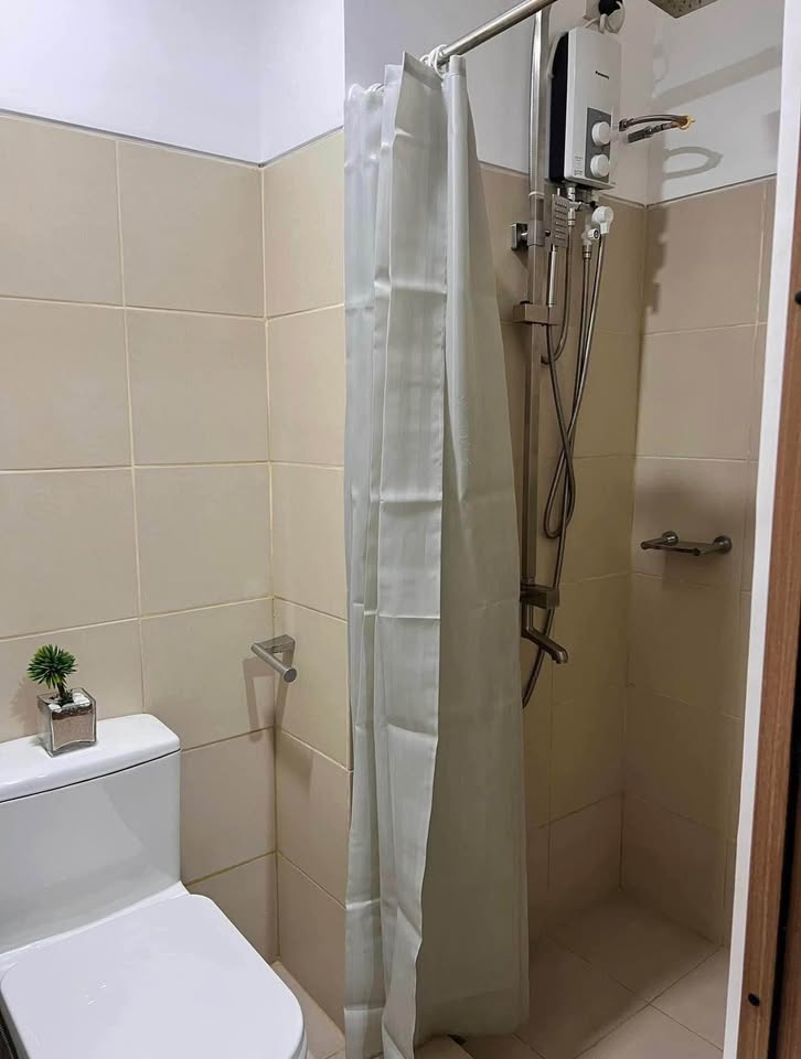 1 Bedroom in The Lush Residences Makati City Condo for Rent Property ID: RT046 — photo 2