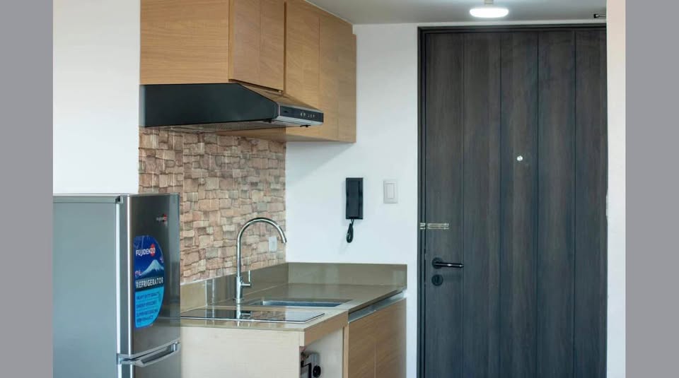 1 Bedroom in The Rise Makati City Condo for Rent Property ID: RT047 — photo 5