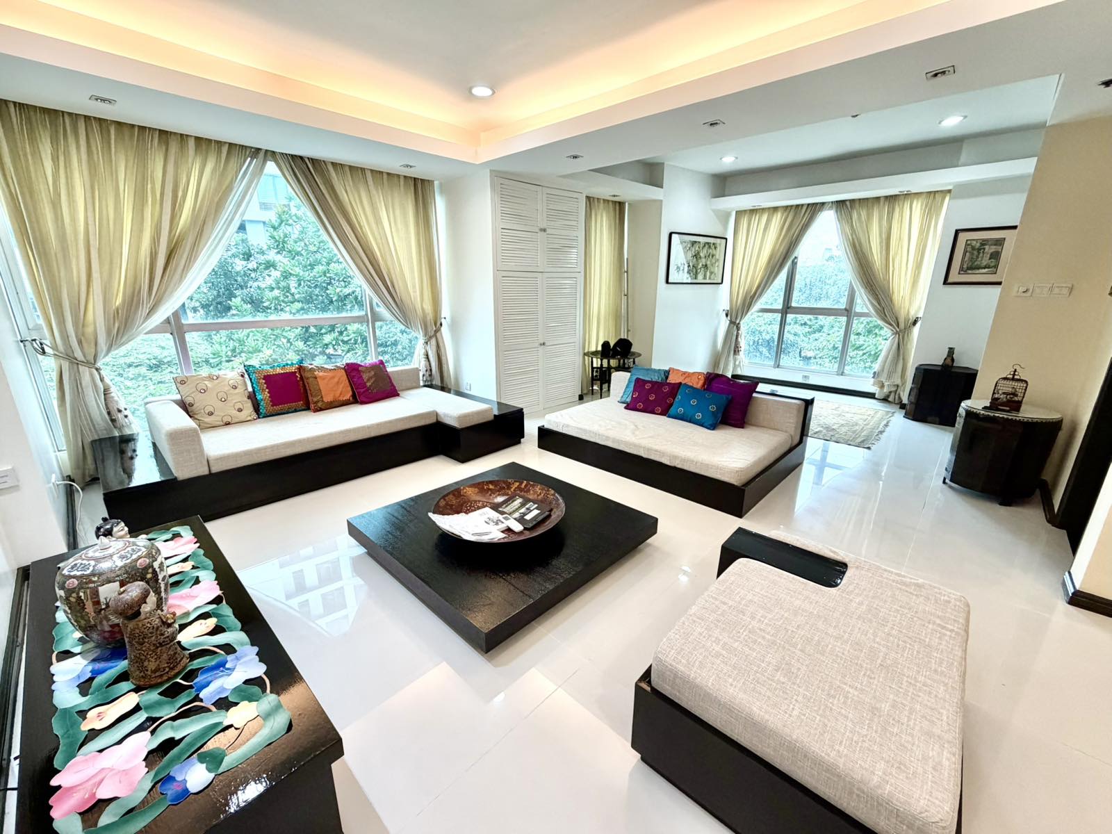 3 Bedroom for Rent in Kensington Place BGC Taguig. Property ID: FM051