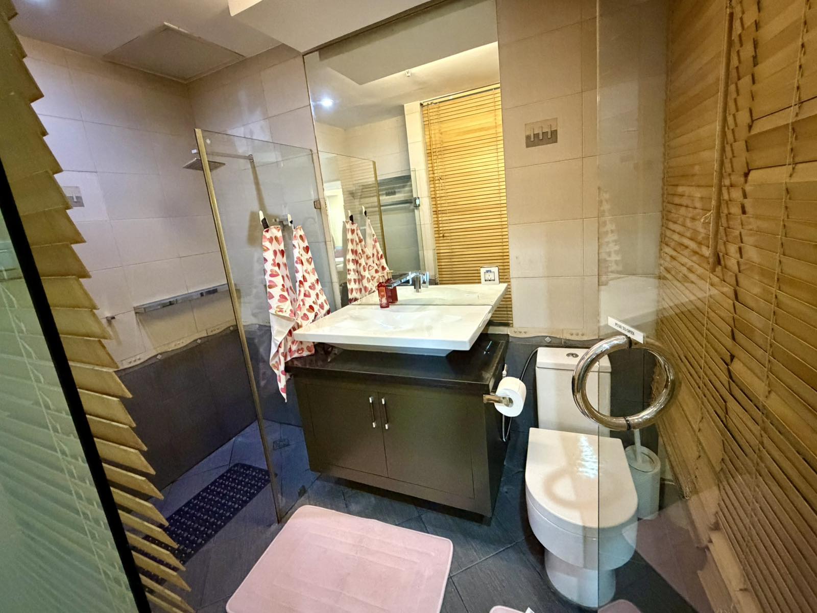 3 Bedroom for Rent in Kensington Place BGC Taguig. Property ID: FM051 — photo 12