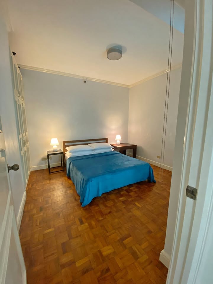 1 Bedroom in Alpha Salcedo Makati Salcedo Village Condo for Rent Property ID: RT050 — photo 2