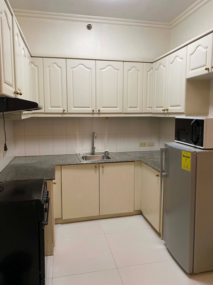 1 Bedroom in Alpha Salcedo Makati Salcedo Village Condo for Rent Property ID: RT050 — photo 6