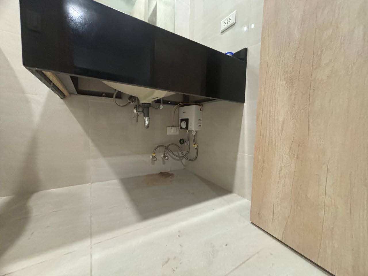 1 Bedroom For Sale in Callisto Tower 1 at Circuit Makati, Property ID: JP048 — photo 7