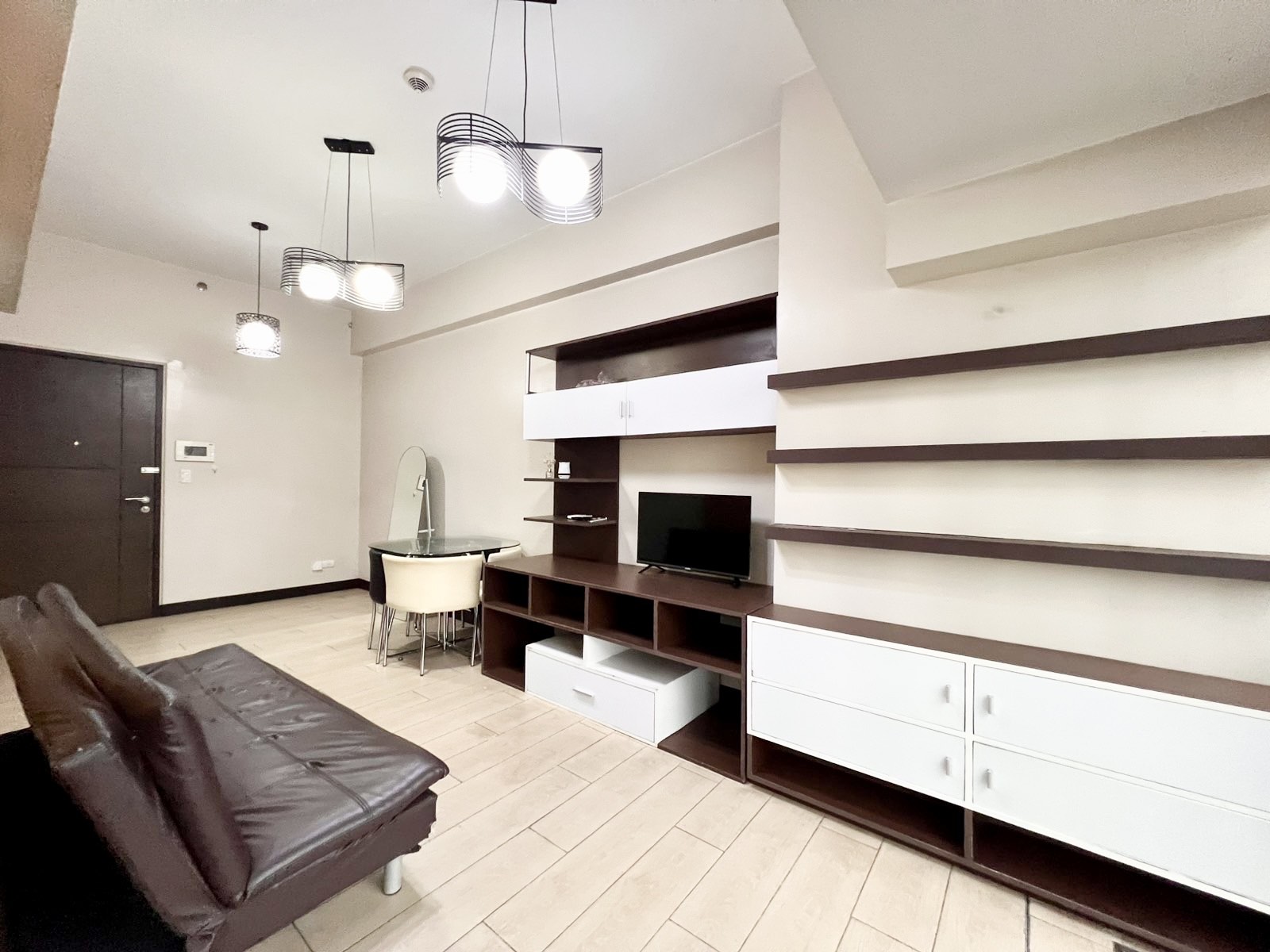 1 Bedroom for Rent in Greenbelt Hamilton Tower 1, Legaspi Makati. Property ID: FM059 — photo 8