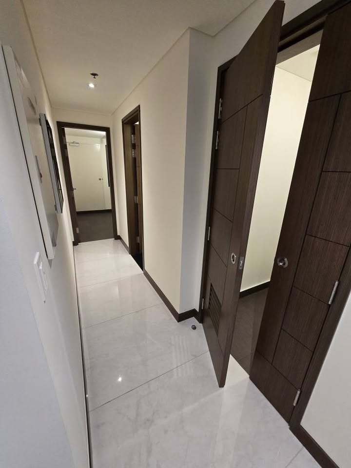2 Bedroom For Sale in Park Central Tower South Tower at Roxas Triangle Makati City, Property ID: JP050 — photo 4