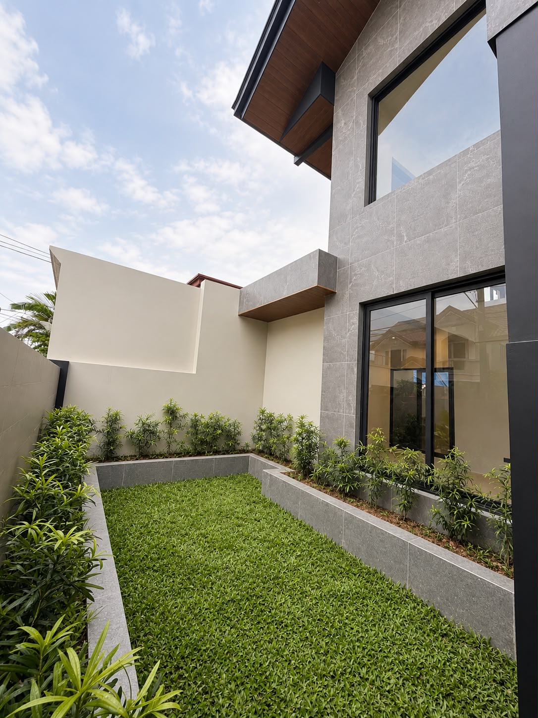 4 Bedroom in Greenwoods Executive Village Pasig City House and Lot for Sale Property ID: RT061 — photo 5