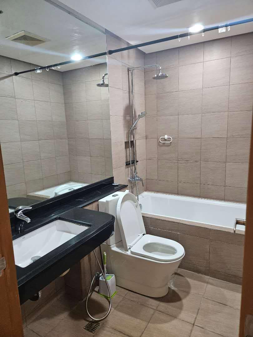 2 Bedroom in One Serendra Jasmine Tower BGC Taguig Condo for Rent Property ID: RT068 — photo 9