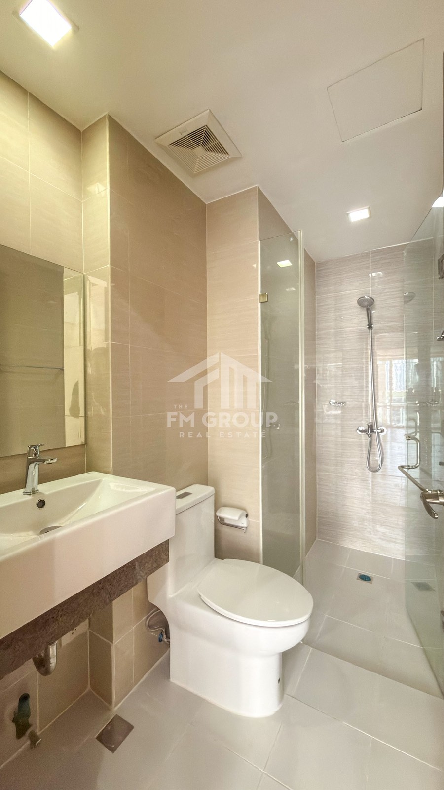 Executive Studio for Sale in Two Central Salcedo Makati, Property ID: FM060 — photo 10