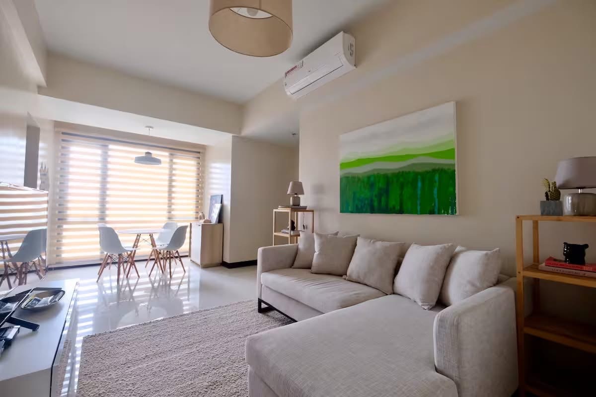2 Bedroom in Greenbelt Hamilton Tower 2 Legaspi Village Makati City Condo for Rent Property ID: RT072 — photo 2