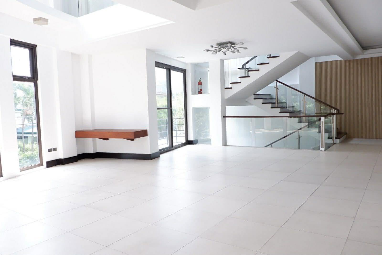 Elegant 5 Bedroom 3-Storey Residence  For Rent in Bel Air, Makati City, Property ID: JP052 — photo 2