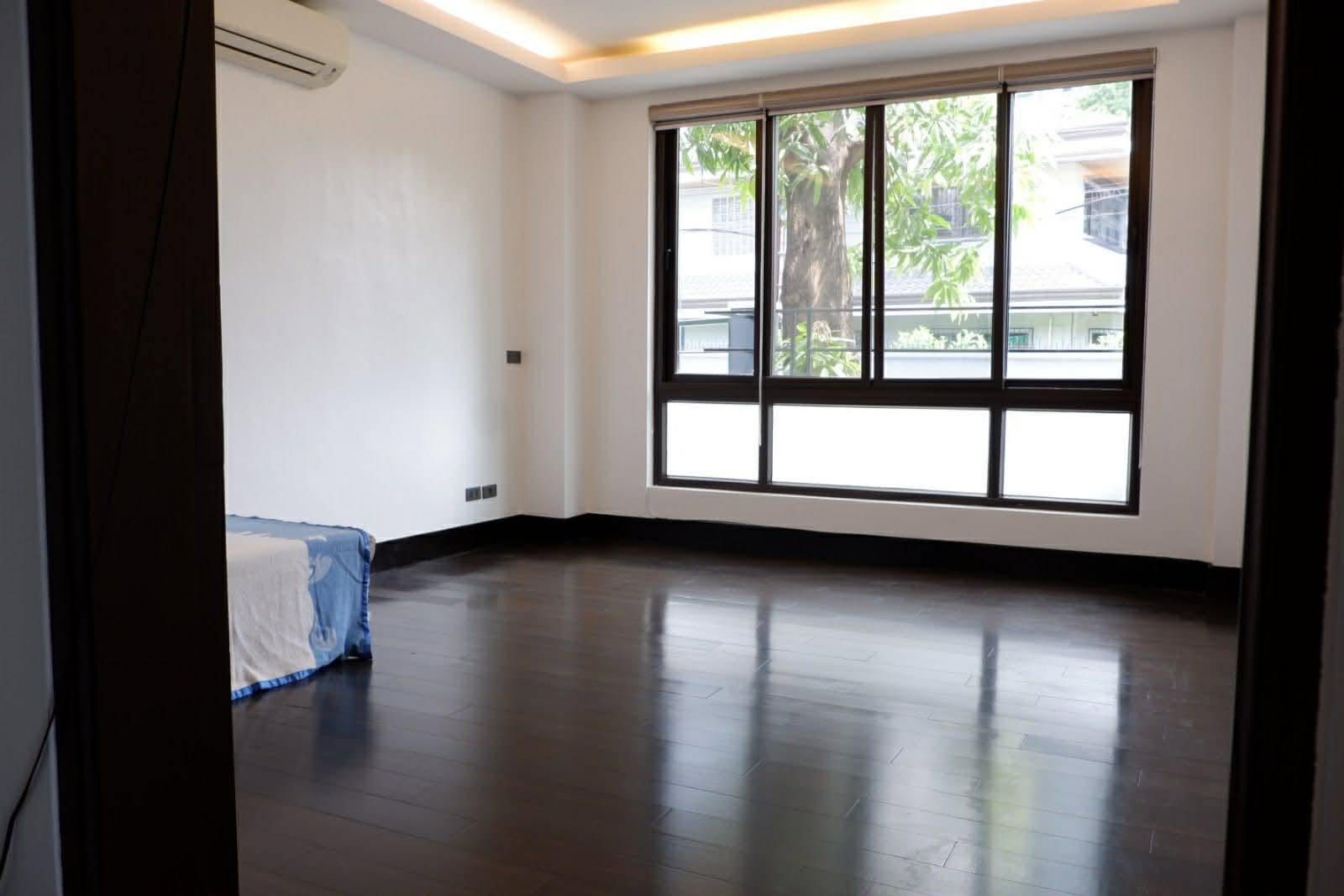 Elegant 5 Bedroom 3-Storey Residence  For Rent in Bel Air, Makati City, Property ID: JP052 — photo 3