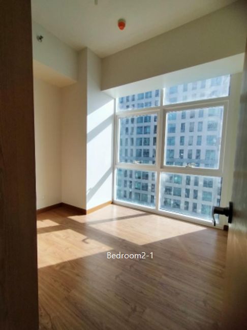 3 Bedroom For Sale in Madison Parkwest at BGC Taguig, Property ID: JP053 — photo 4