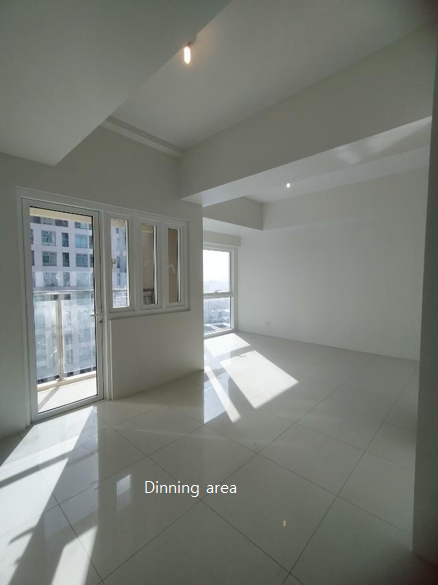 3 Bedroom For Sale in Madison Parkwest at BGC Taguig, Property ID: JP053 — photo 8