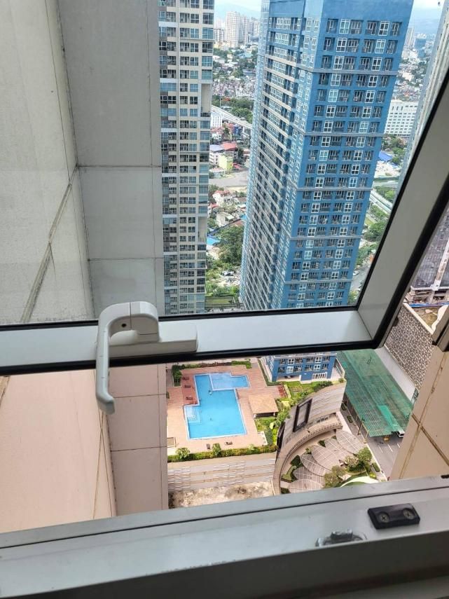 3 Bedroom For Sale in Madison Parkwest at BGC Taguig, Property ID: JP053 — photo 11