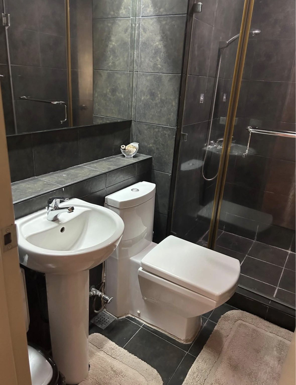 2 Bedroom For Rent in One Legazpi Park at Legazpi Village Makati City, Property ID: RC002 — photo 6