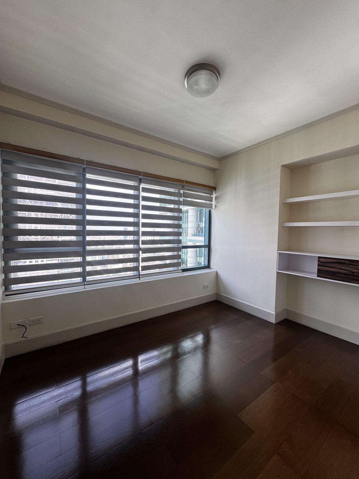 2 Bedroom for Rent in Edades Tower, Rockwell Makati. Property ID: FM064 — photo 4