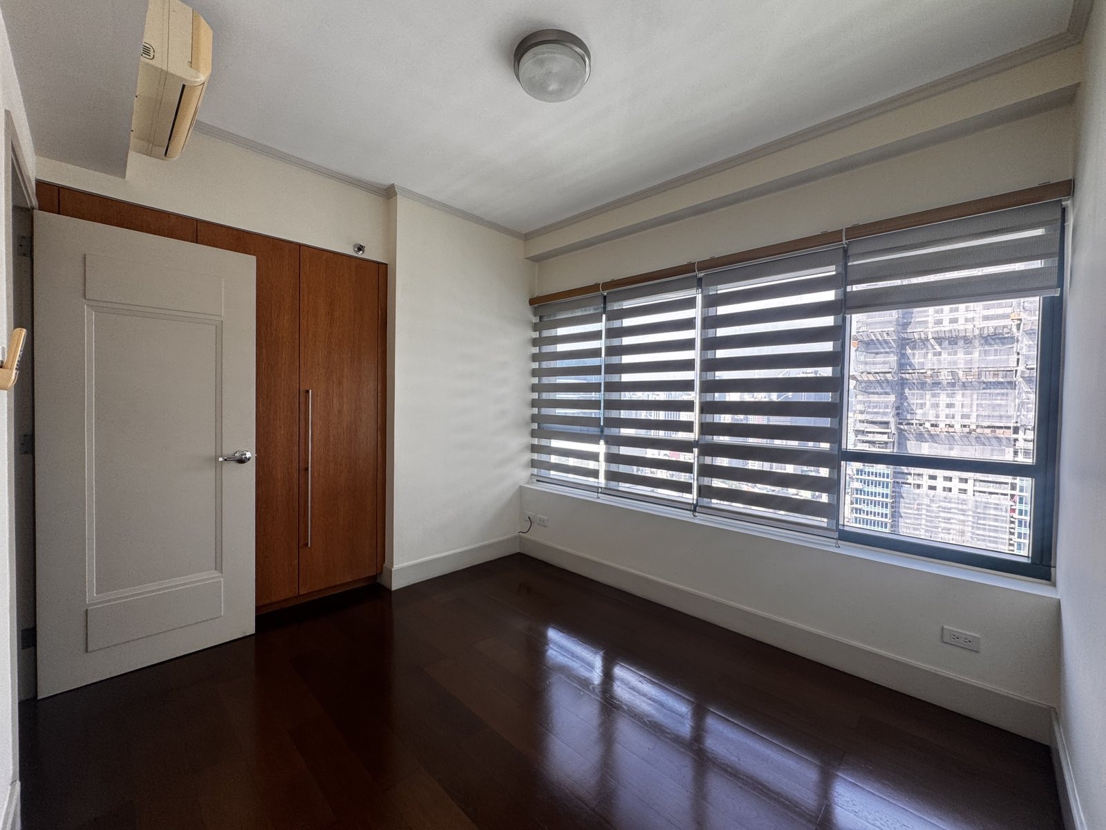 2 Bedroom for Rent in Edades Tower, Rockwell Makati. Property ID: FM064 — photo 7