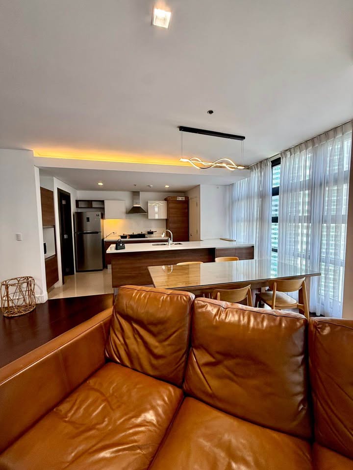2 Bedroom in Garden Towers 1 Ayala Center Makati City Condo for Rent Property ID: RT076 — photo 4