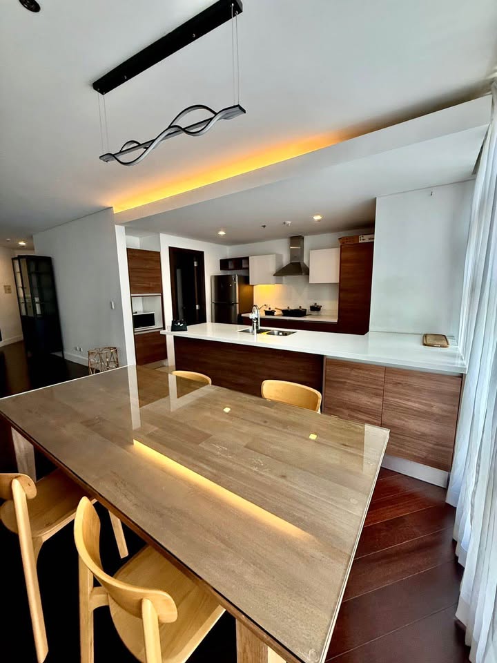 2 Bedroom in Garden Towers 1 Ayala Center Makati City Condo for Rent Property ID: RT076 — photo 5