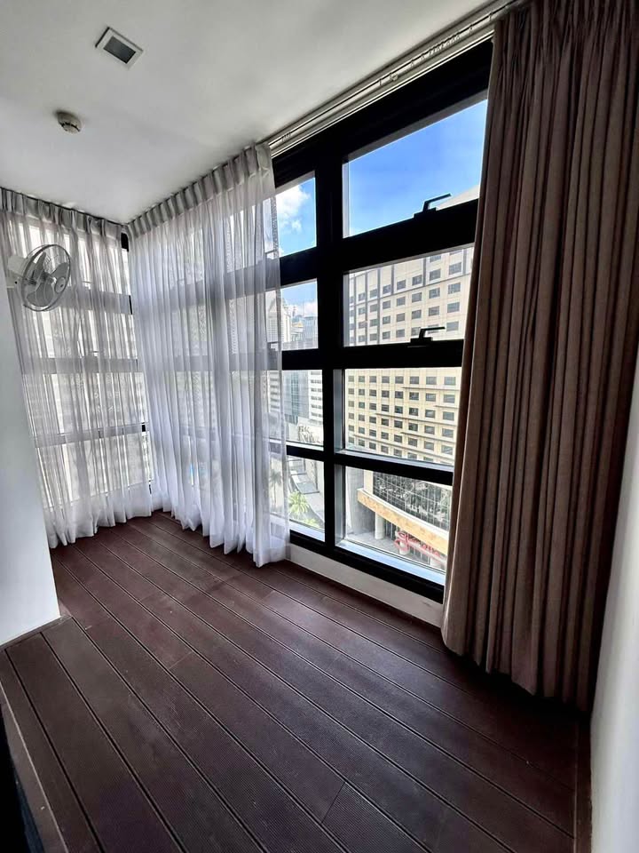 2 Bedroom in Garden Towers 1 Ayala Center Makati City Condo for Rent Property ID: RT076 — photo 8
