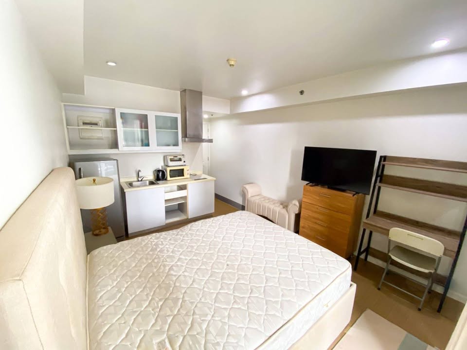 Studio For Sale in Grand Soho at Salcedo Village Makati City, Property ID: JP054