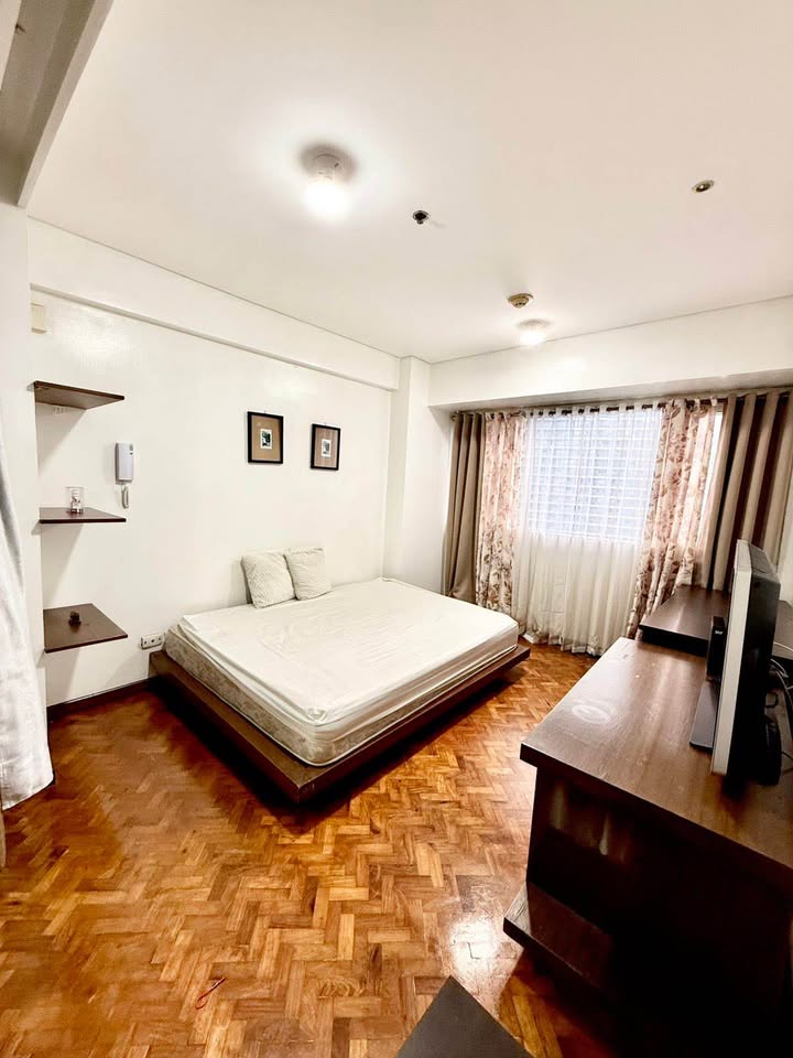 Studio in The Columns Ayala Makati City Condo for Rent Property ID:RT078 — photo 4