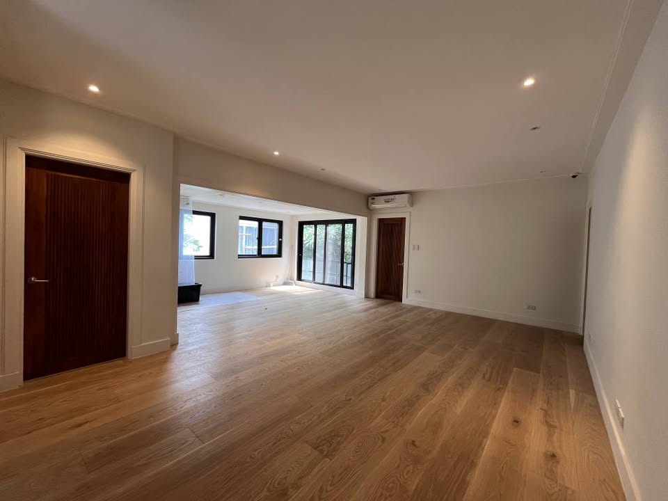 5 Bedroom in Paseo De Magallanes Makati City House & Lot for Sale Property ID: RT080 — photo 10