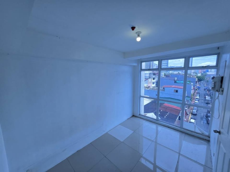 1 Bedroom in Melbourne Residences Makati City Condo for Sale Property ID: RT081