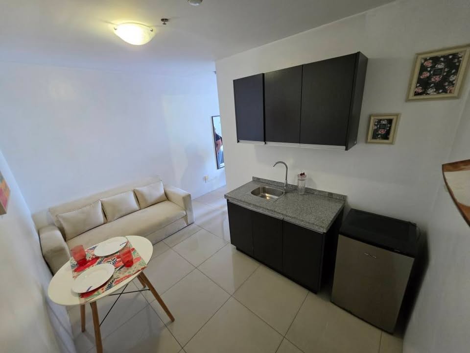 Studio in Melbourne Residences Makati City Condo for Sale Property ID: RT082 — photo 2