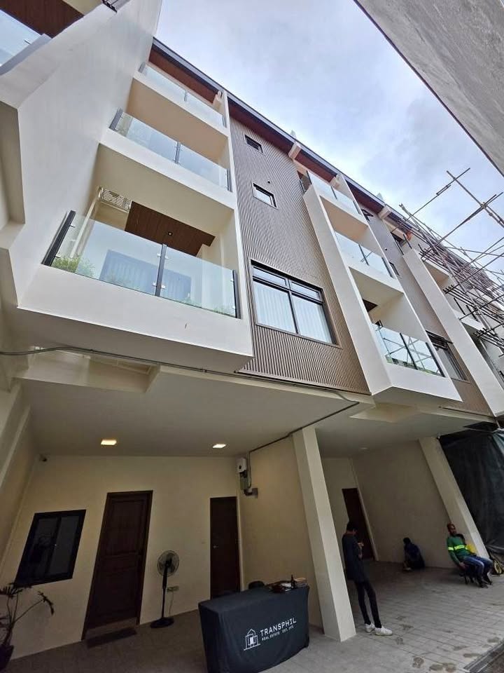 4-Storey Townhouse in Ballesta Residences New Zaniga, Mandaluyong City Property ID: RT085 — photo 1