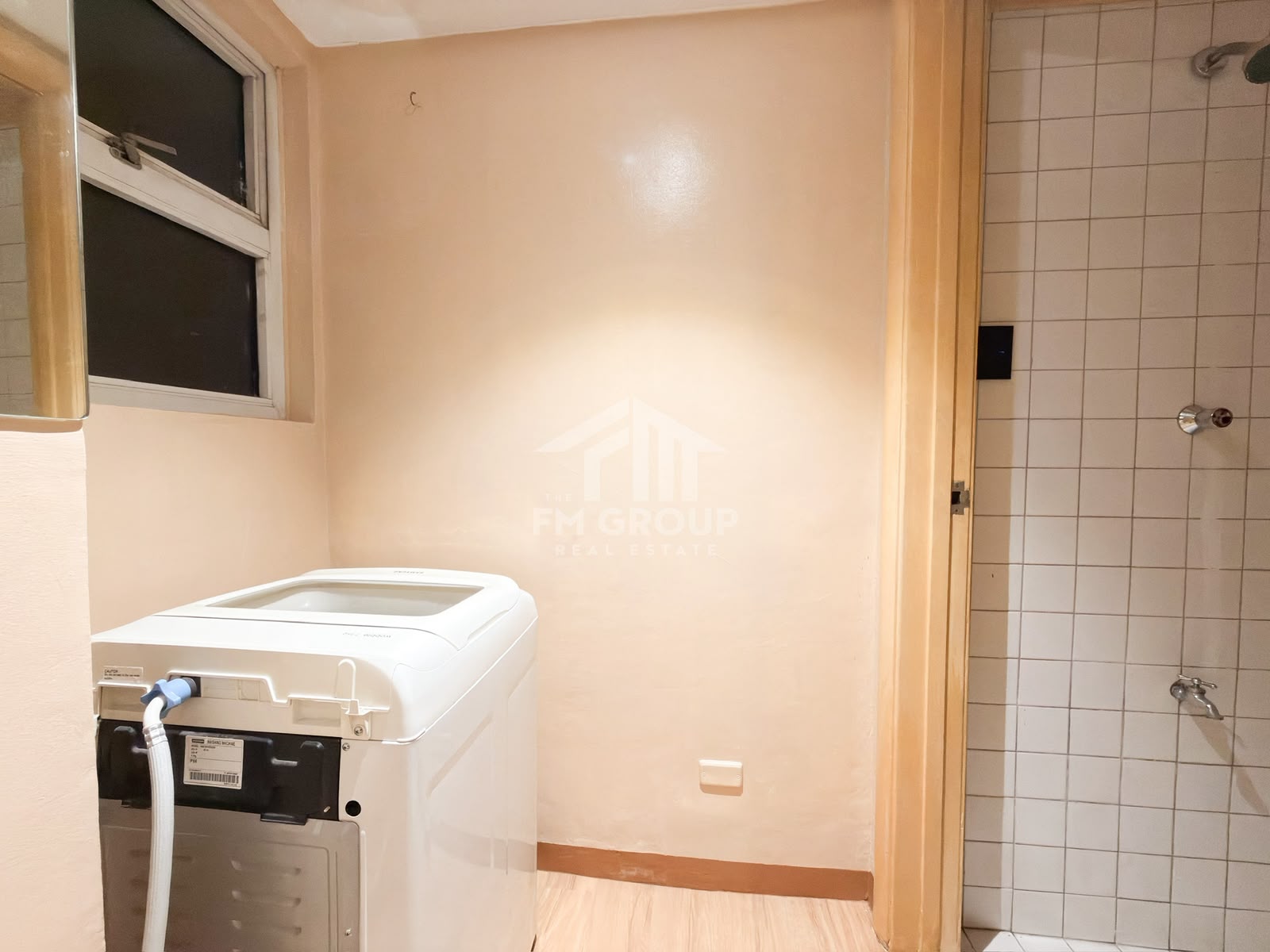 2 Bedroom for Rent in Elizabeth Place, Salcedo Makati. Property ID: FM068 — photo 3