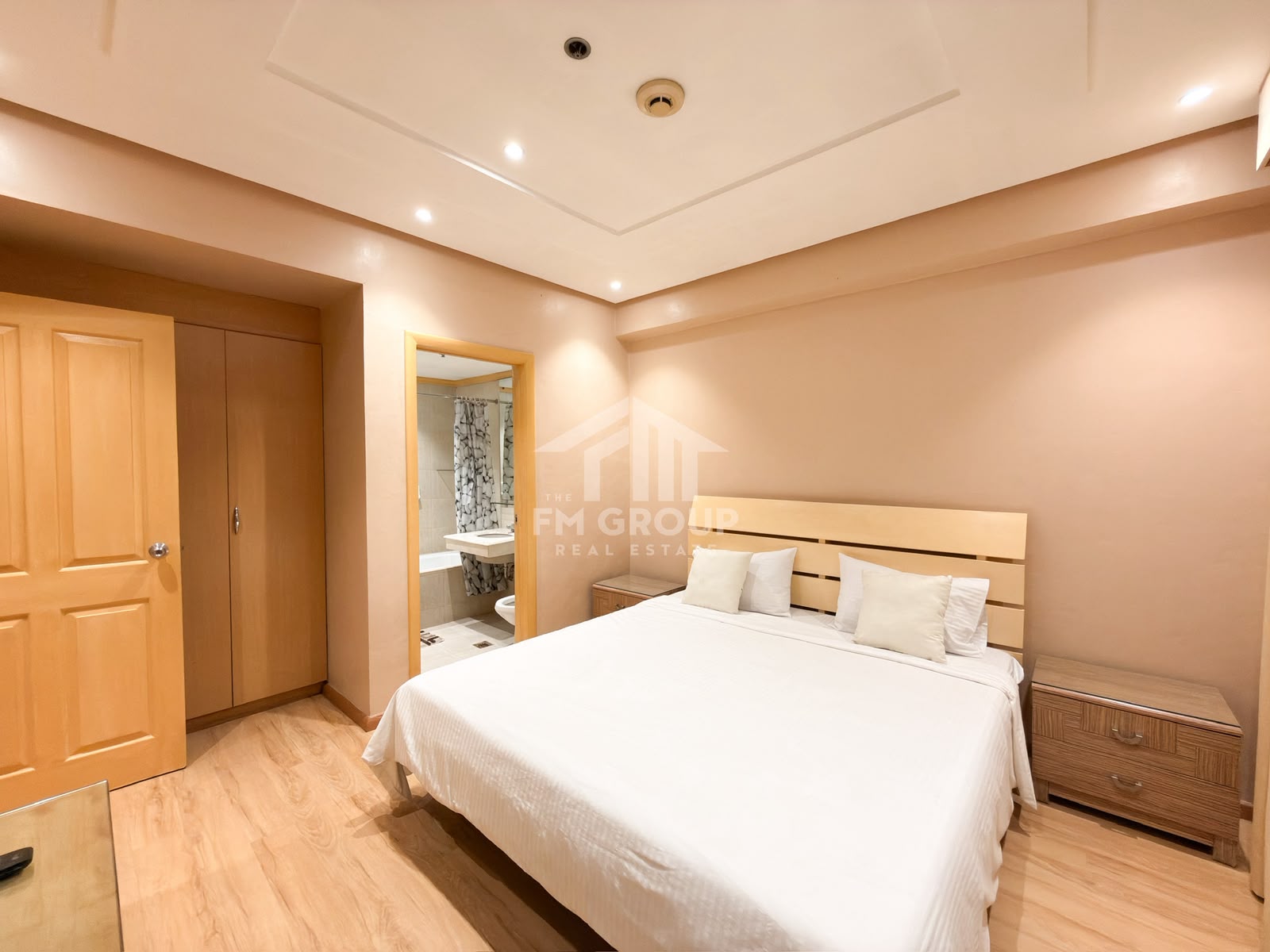 2 Bedroom for Rent in Elizabeth Place, Salcedo Makati. Property ID: FM068 — photo 12