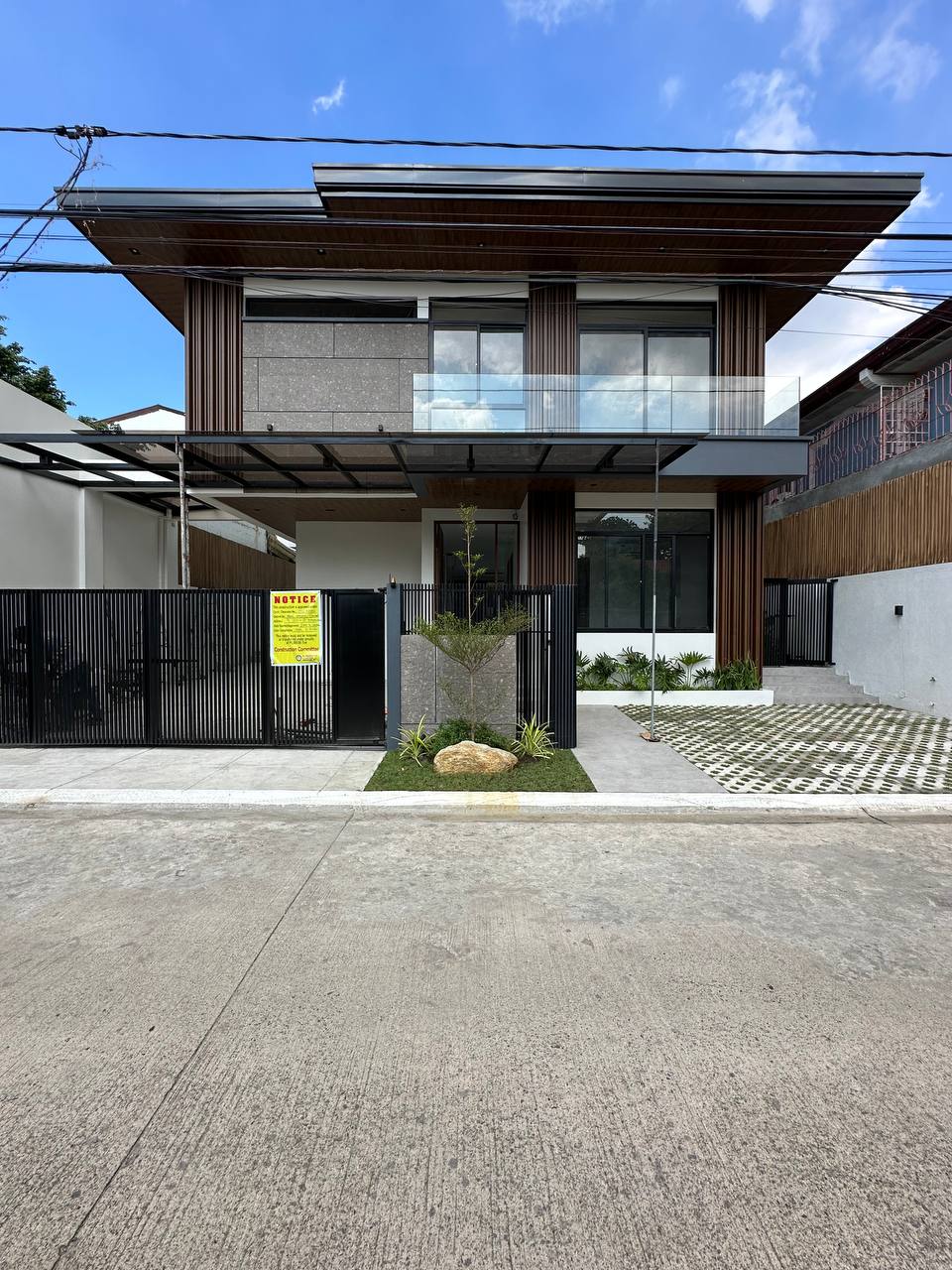 5 Bedroom for Sale in Bayanihan Village, BF Homes Paranaque. Property ID: FM069 — photo 1