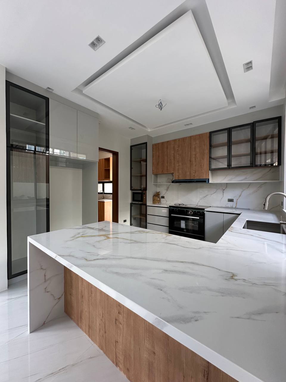5 Bedroom for Sale in Bayanihan Village, BF Homes Paranaque. Property ID: FM069 — photo 4
