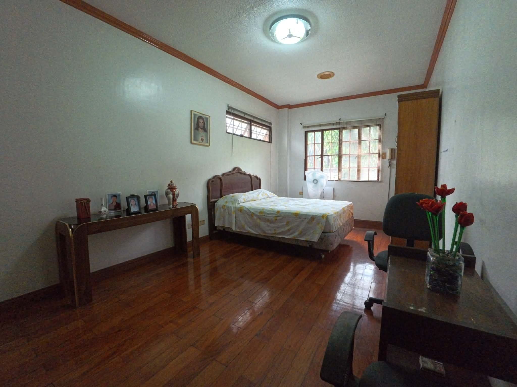House for Sale in Loyola Grand Villas. Property ID: FM072 — photo 7