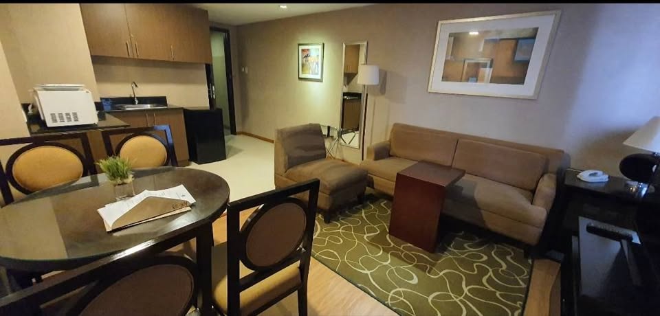 1 Bedroom For Sale in A. venue Residences at Makati Avenue Makati City, Property ID: JP059 — photo 2