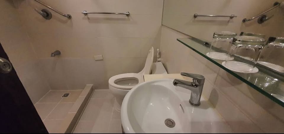 1 Bedroom For Sale in A. venue Residences at Makati Avenue Makati City, Property ID: JP059 — photo 3