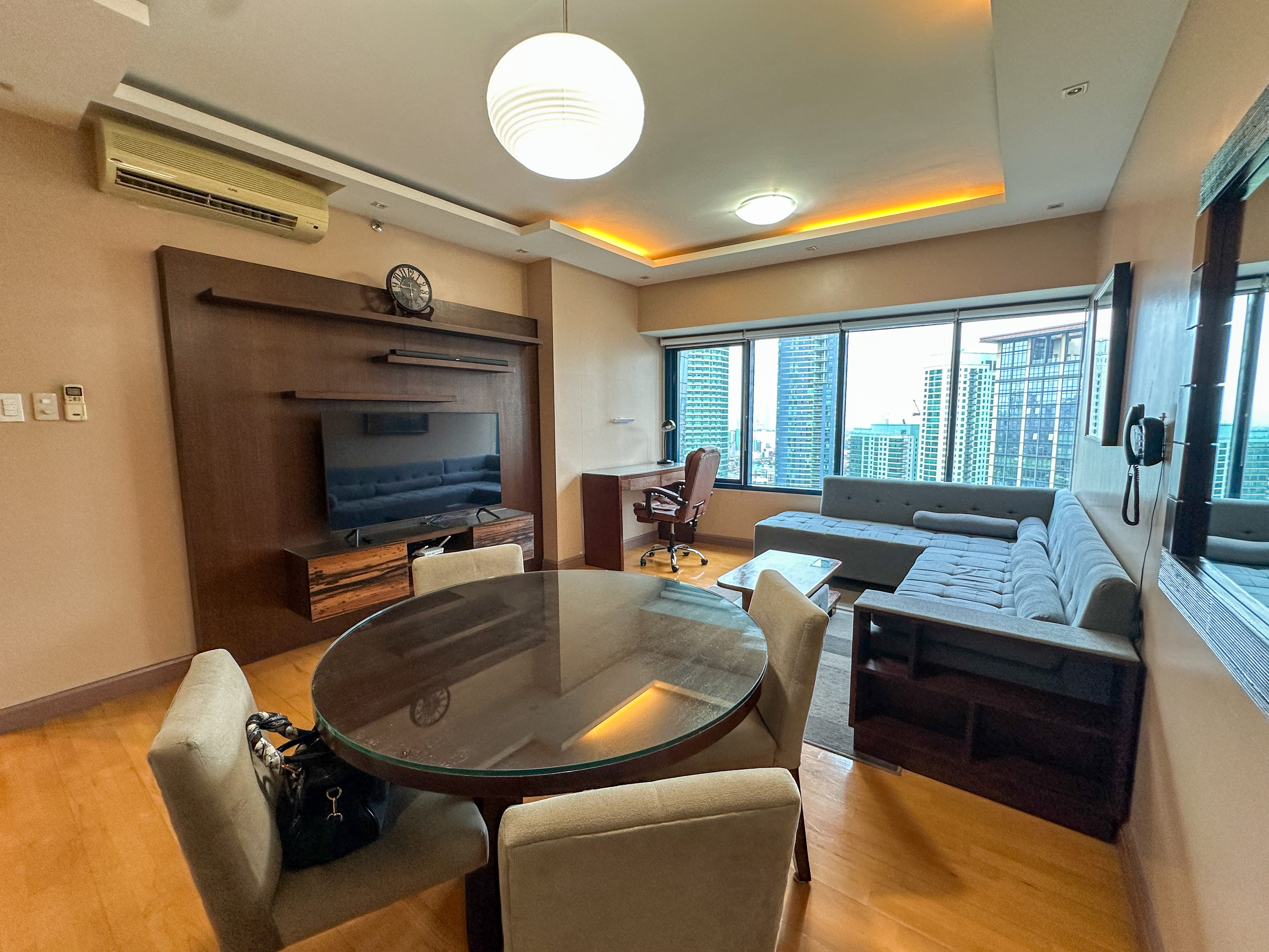 One Bedroom Unit in One Rockwell West Tower, Makati | Condo for Rent | Property ID: EA007 — photo 8