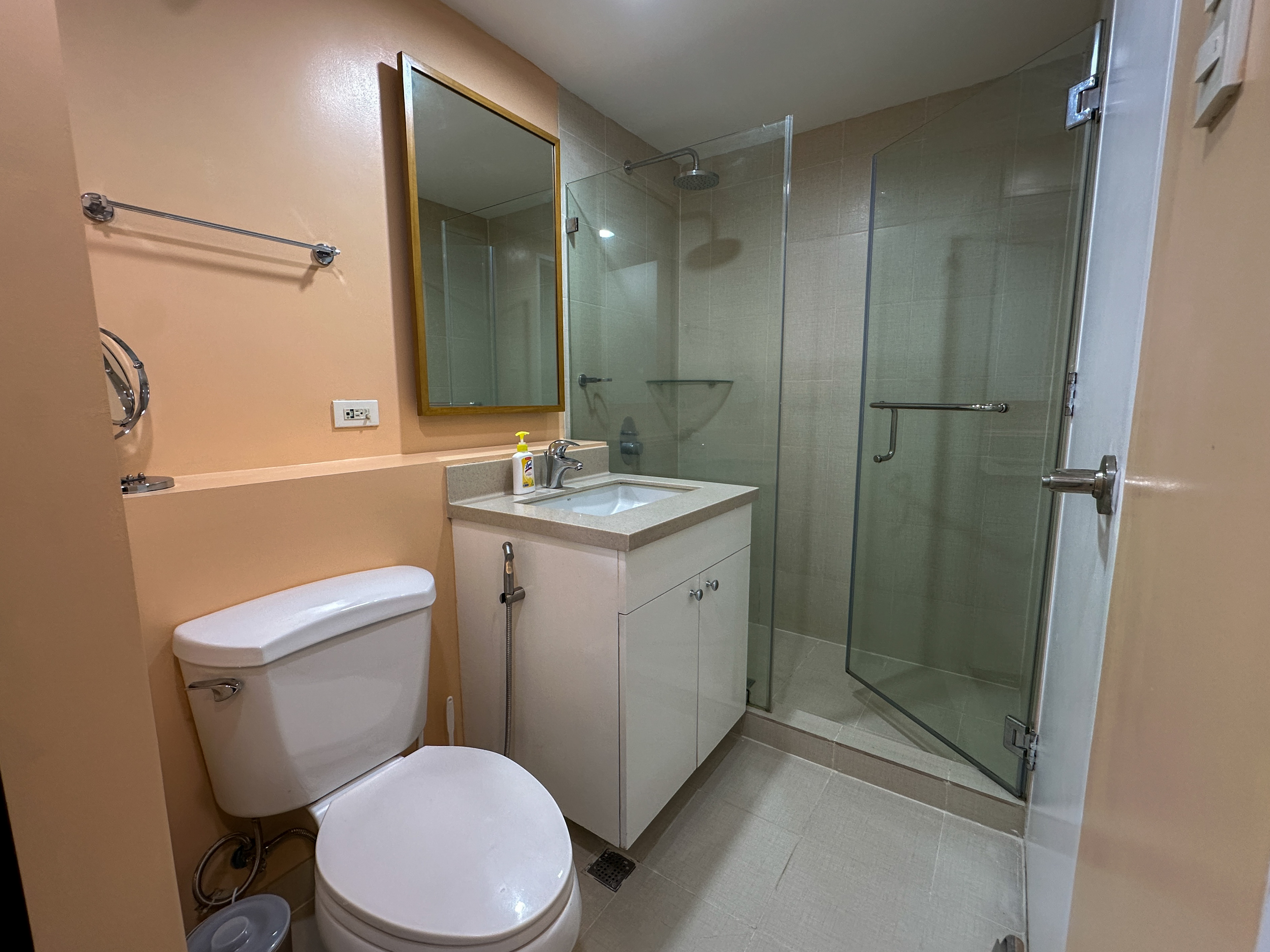 One Bedroom Unit in One Rockwell West Tower, Makati | Condo for Rent | Property ID: EA007 — photo 4